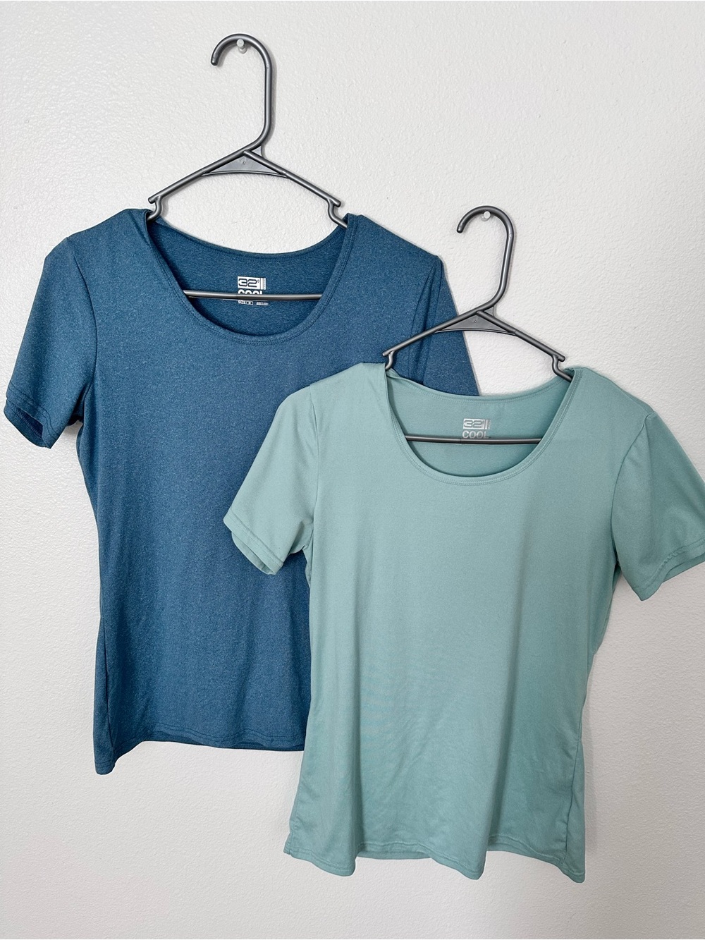 2-Pack Scoop Neck Tees in Blue and Teal